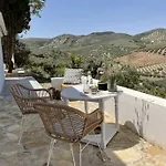 Vista Colinas فيلة فييانويفا ذي تابيا