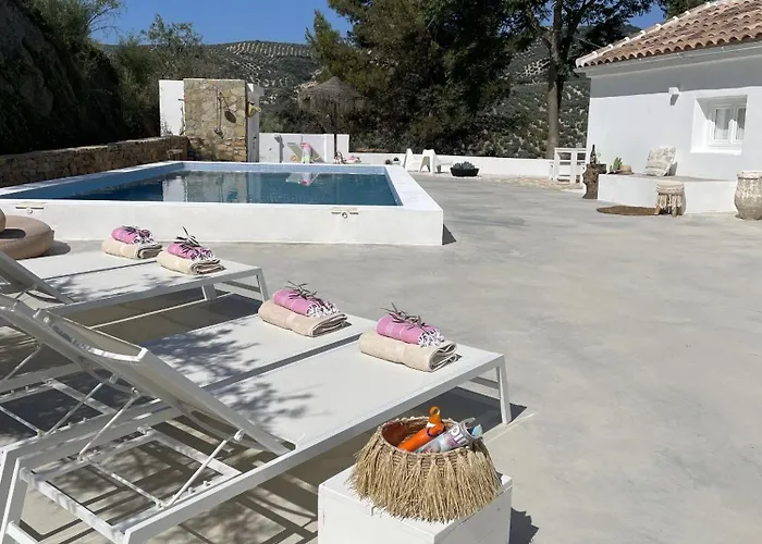 Vista Colinas Villa *